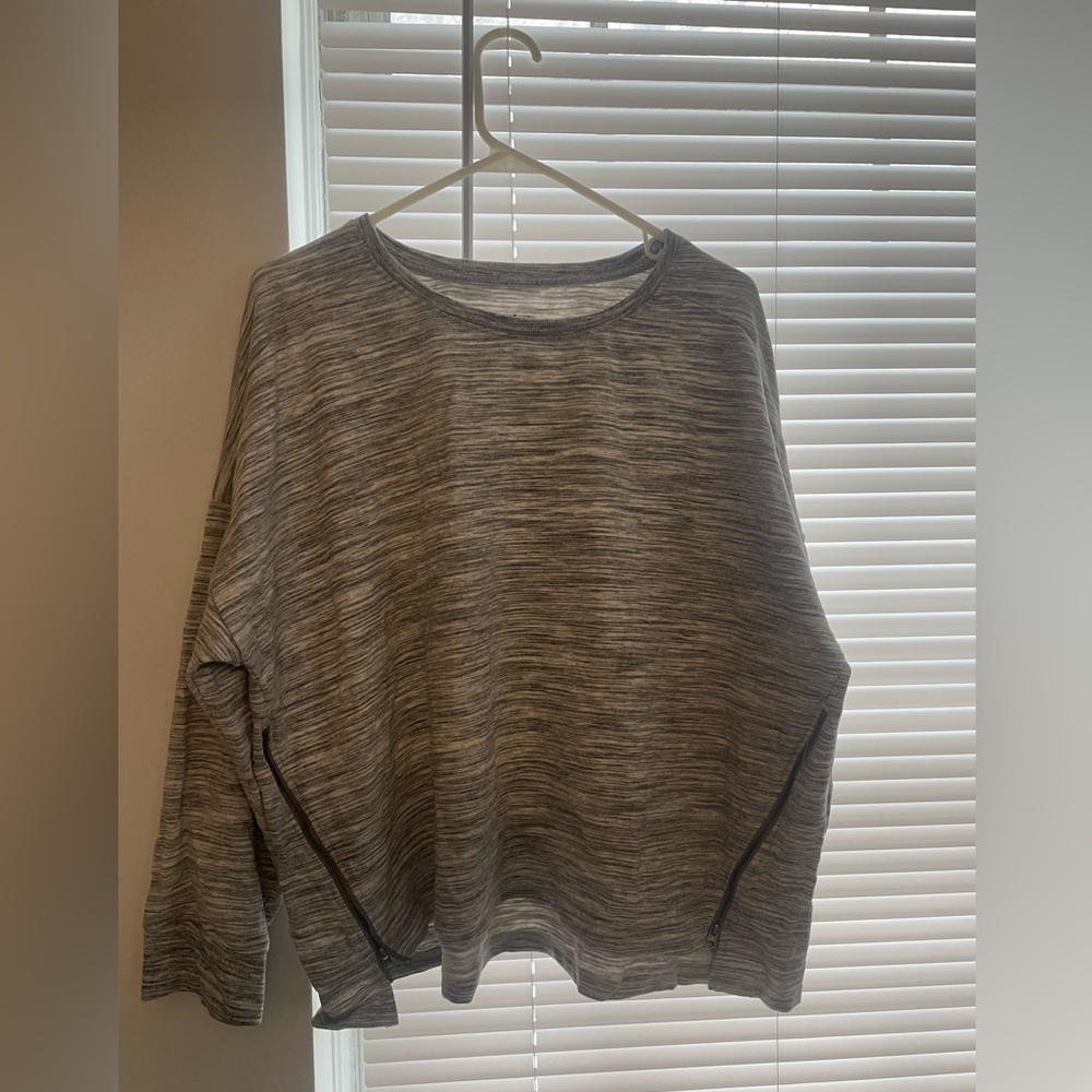 DIP grey sweatshirt with zippers  size xxl